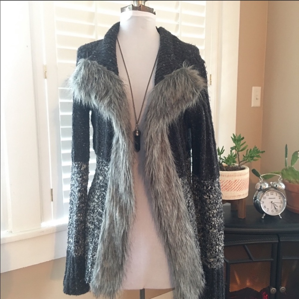 Buckle cardigan